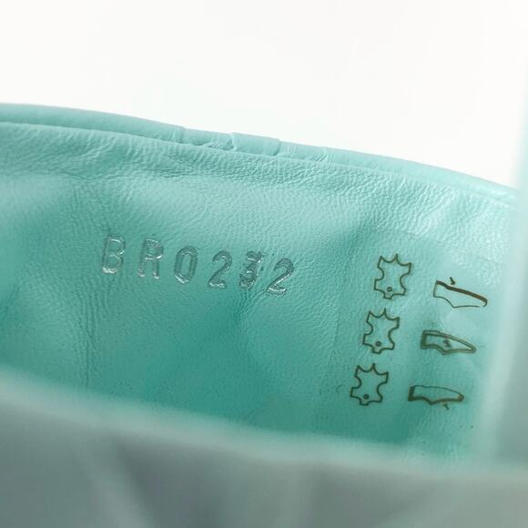 NIB Louis Vuitton Revival Monogram Emboss Leather Heeled Mules Sandals 41 - Picture 10 of 12